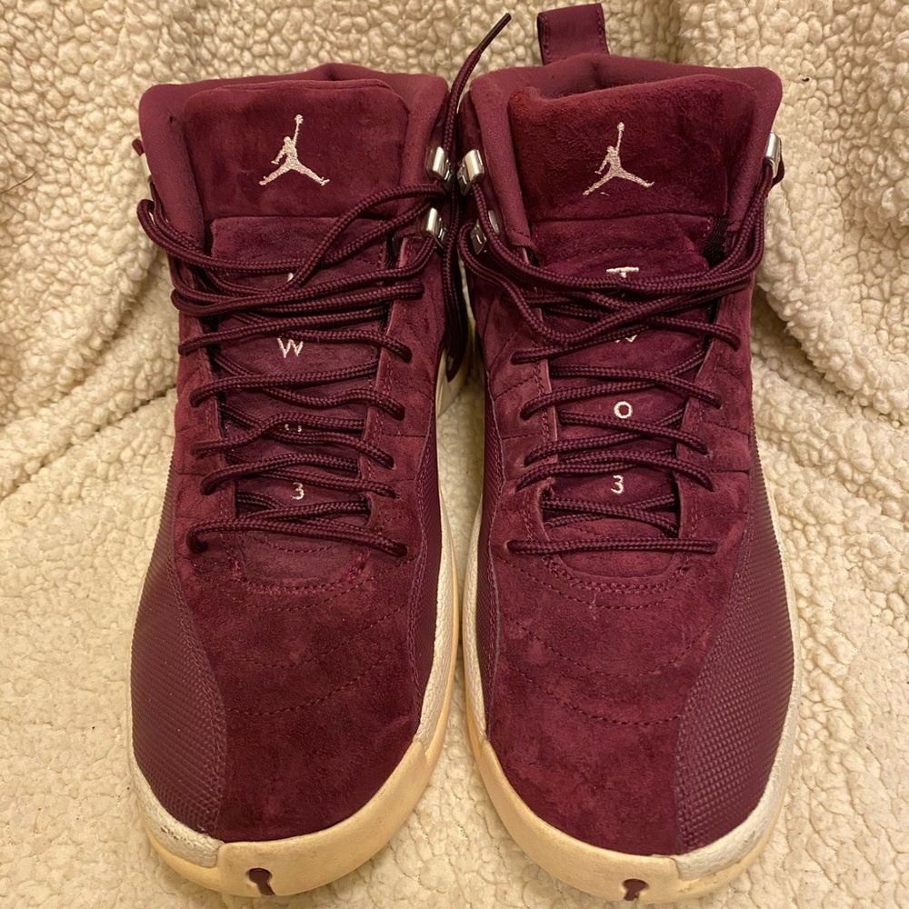 Jordan 12 Bordeaux